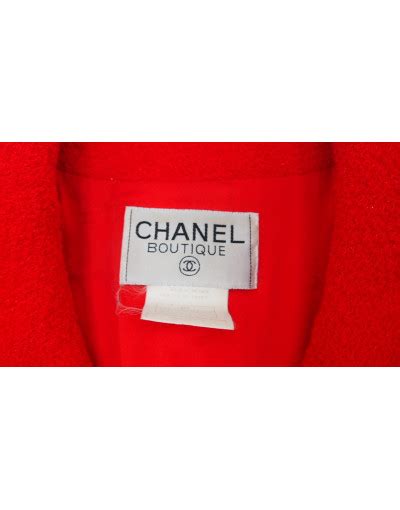 giacca lana rossa modello chanel